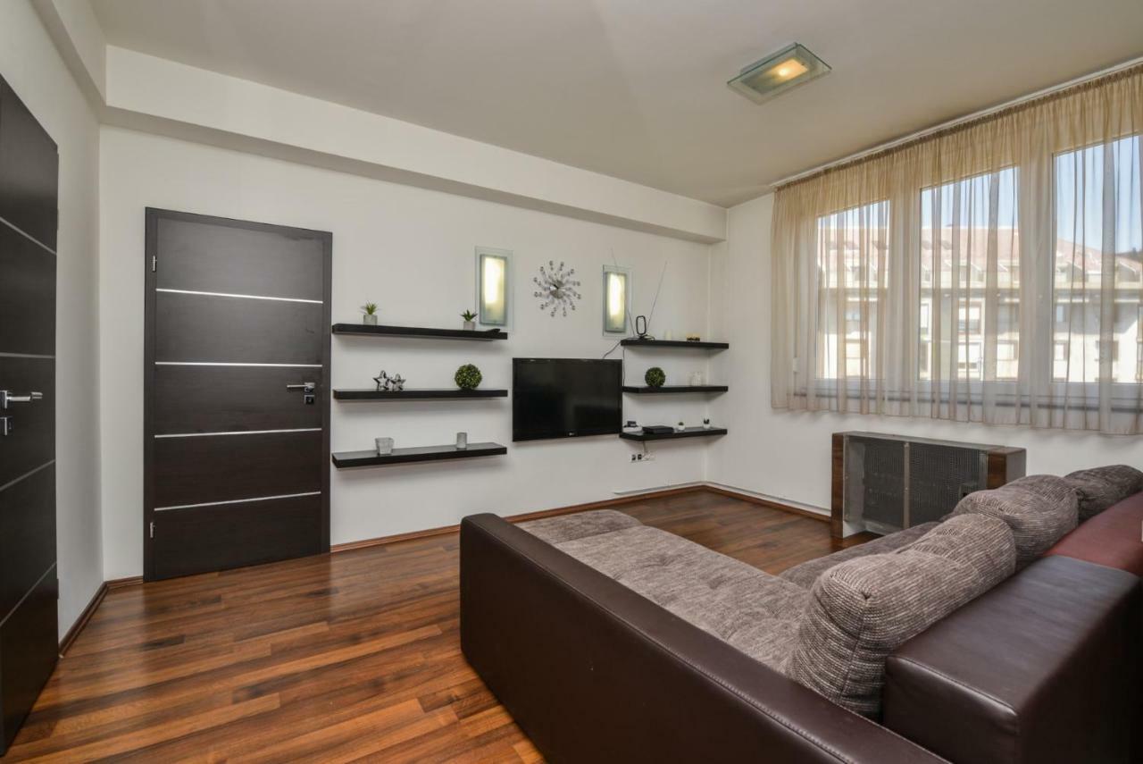 Castle With Panoramic Balcony Apartman Budapest